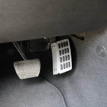 For 2007-2018 Jeep Wrangler JK JKU Gas Pedal Extender Cover Metal Foot Pedal RT-TCZ