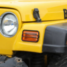 For 1997-2006 Jeep Wrangler TJ 2pcs Wheel Eyebrow Turn Signal Light Guards RT-TCZ